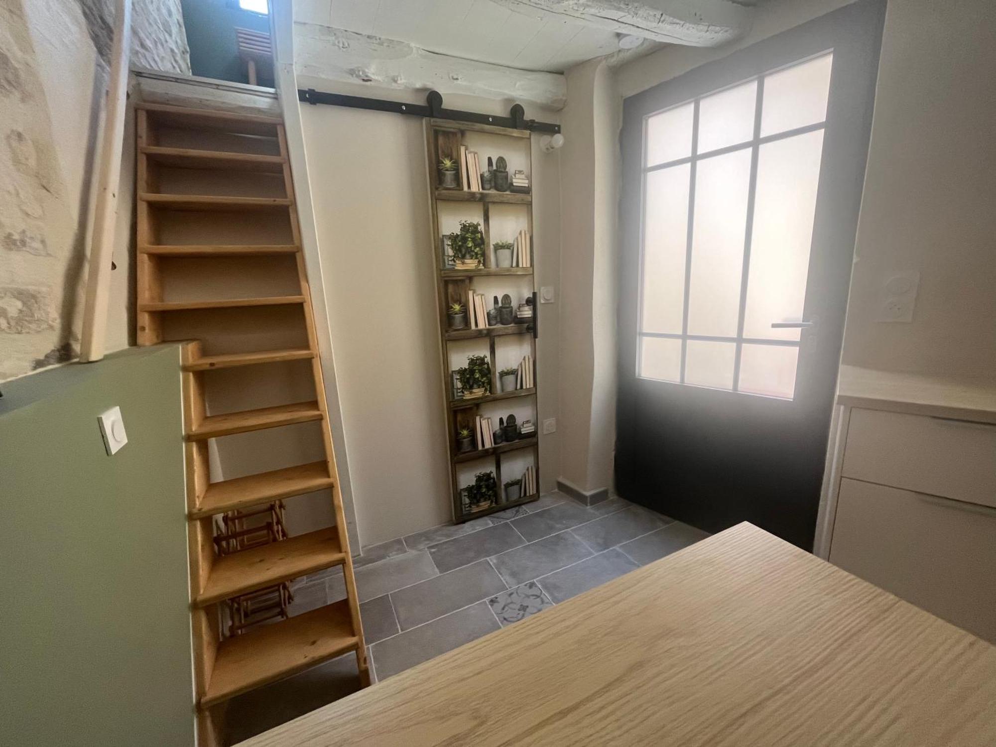 Le Duplex Studio Centre De Nimes Avec Clim Екстер'єр фото